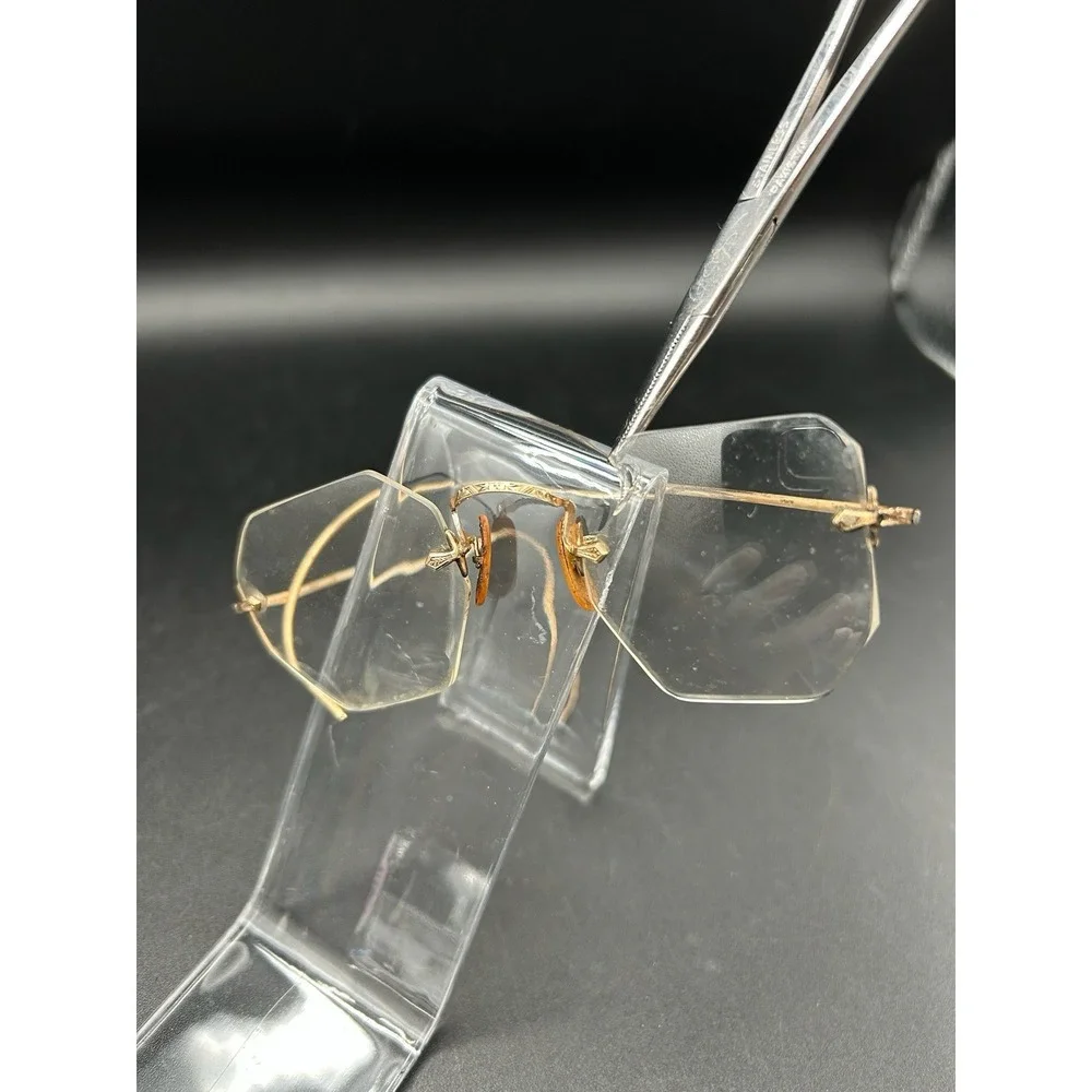 VTG AO American Optic 1/10-12K Gold Filled Octagon Wire Frame Eyeglasses